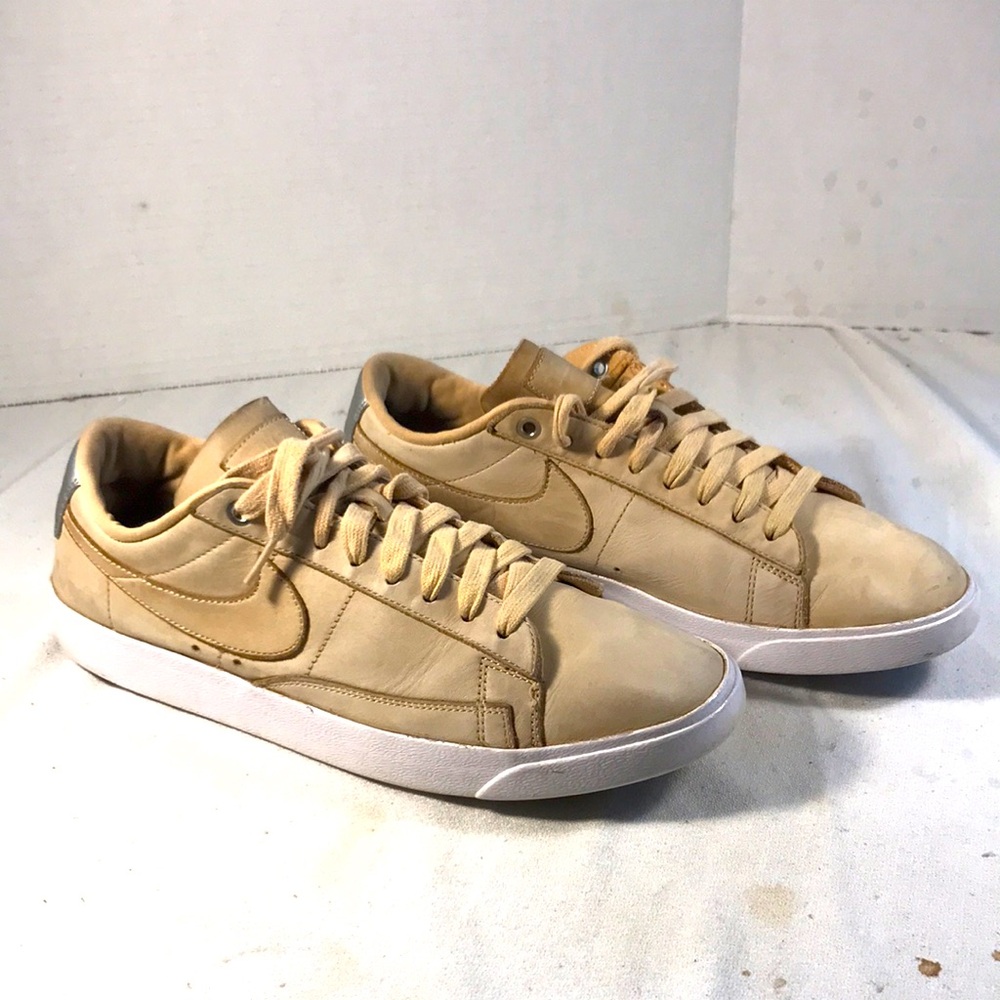Women’s Nike Blazer Low “Bio Beige” Soft Leather Lace Up Sneakers Size 11 US